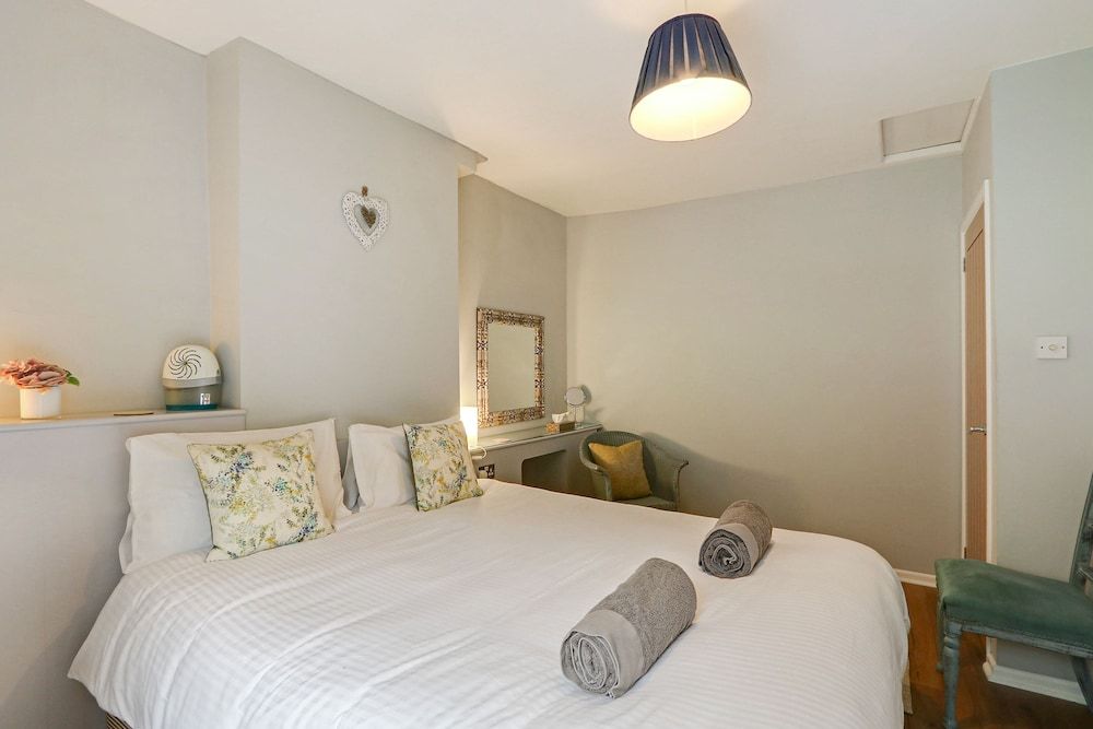 Lilac Cottage 3