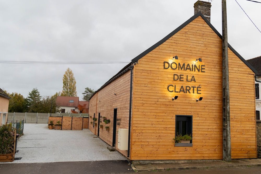 Le Domaine de la Clarté -1 estrellas en Venoy