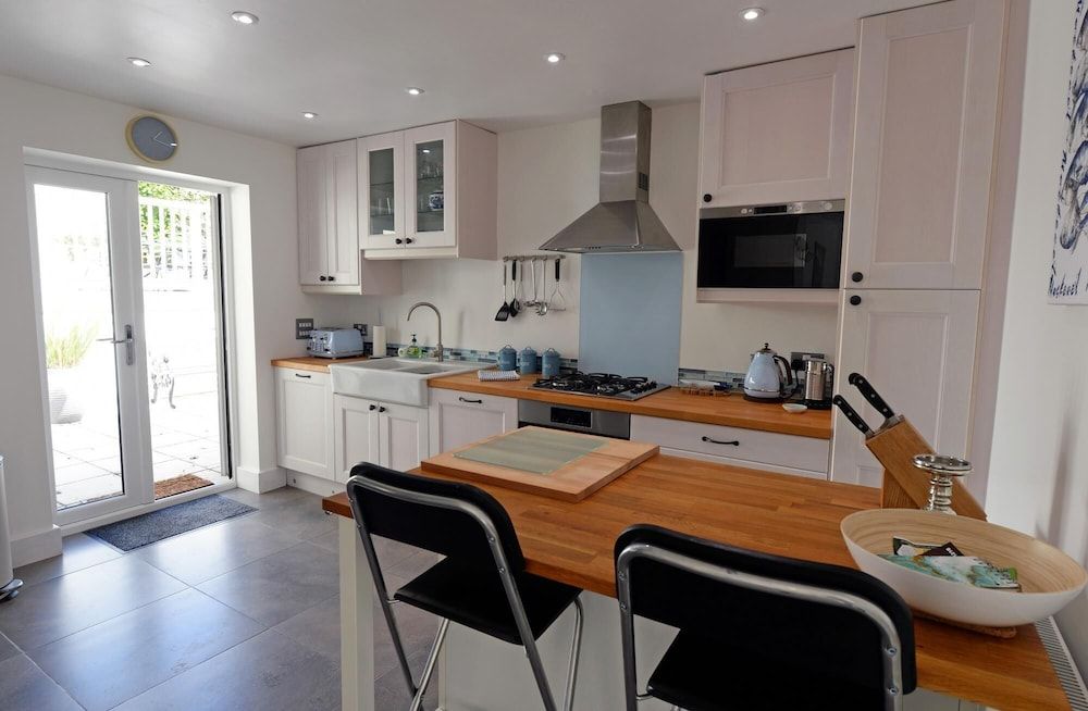 Valley Retreat - Peaceful Location Walk to Beach Parking -1 estrellas en Saundersfoot