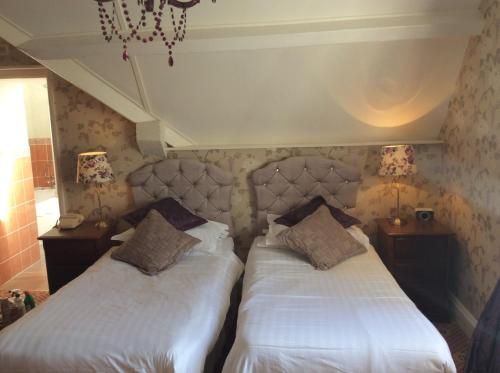 Maenan Abbey Hotel 3