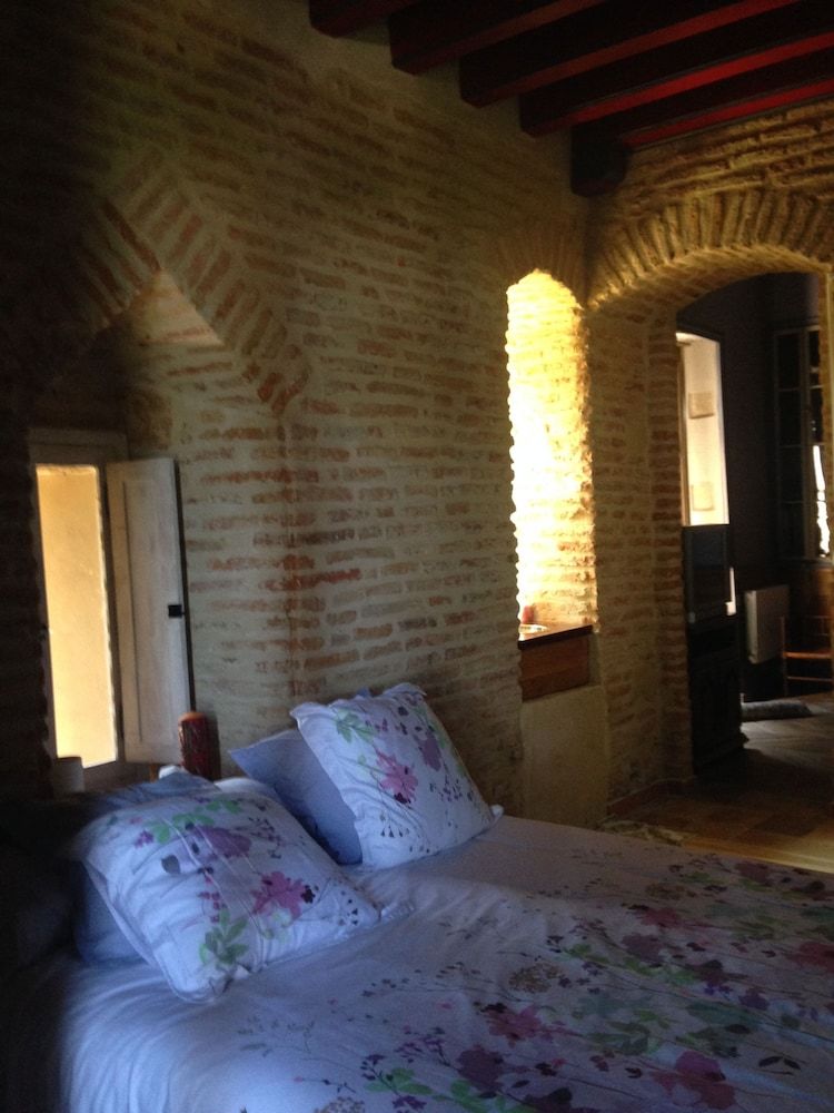 Chateau de Vallègue 2