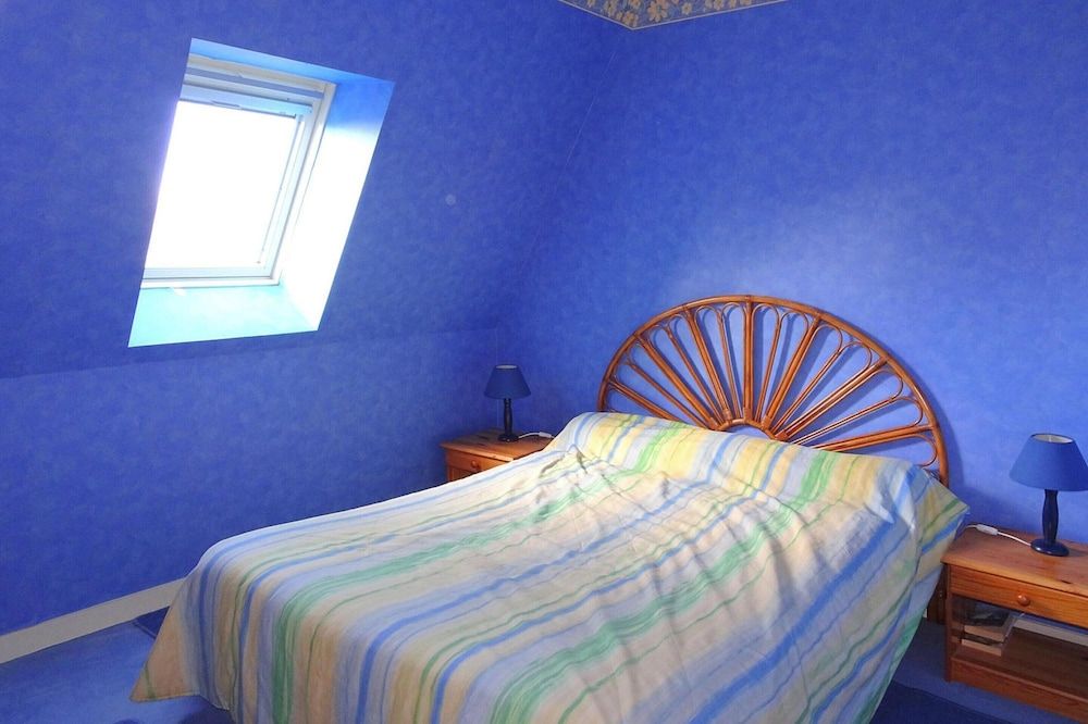 Apartment in St Quay Near Seven Beaches 2