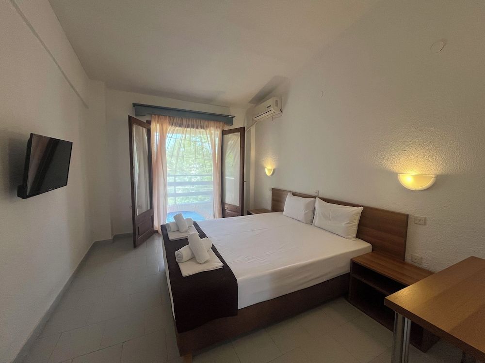 Sirtaki Apartments 3