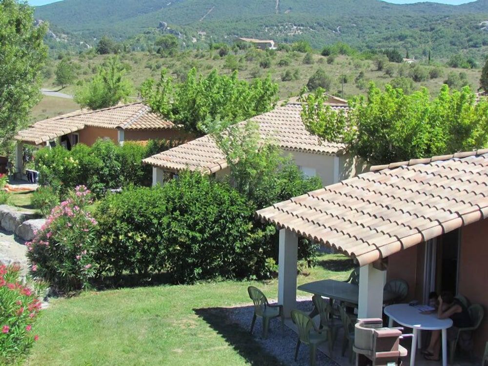 Domaine Des Garrigues 2