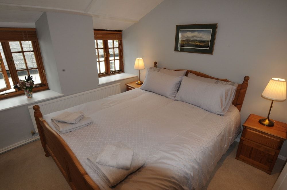 Church Cottage 3