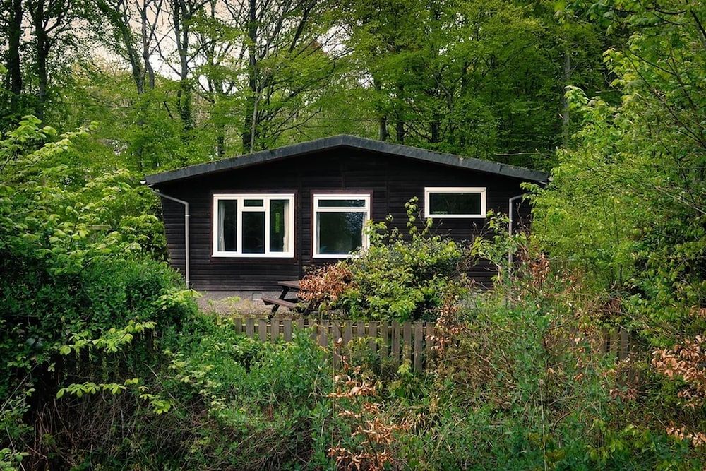 Baillie Chalet on Reelig Estate -1 étoiles à Kirkhill