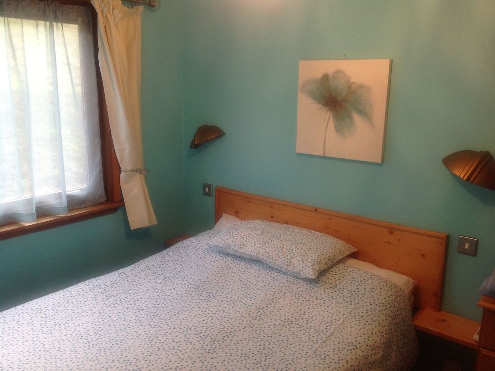 Easterhoull Chalets 2