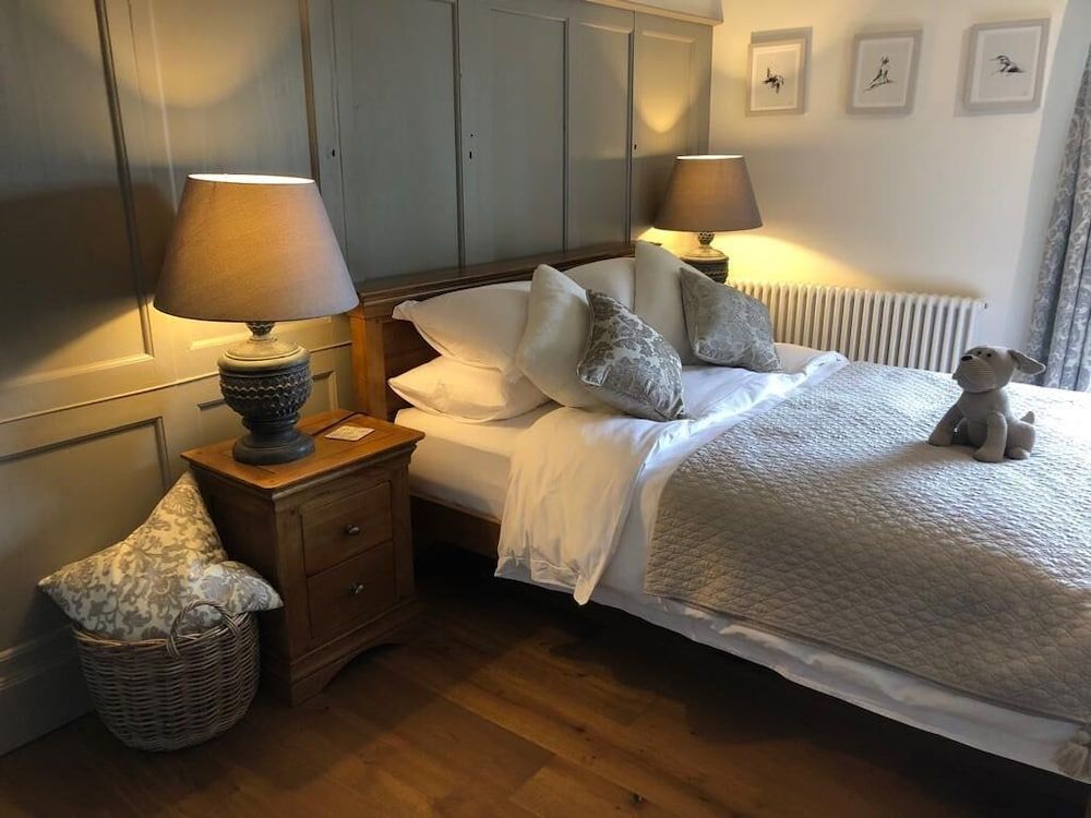 The Old Dower House 2