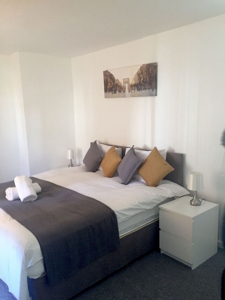 Clarence Place 2