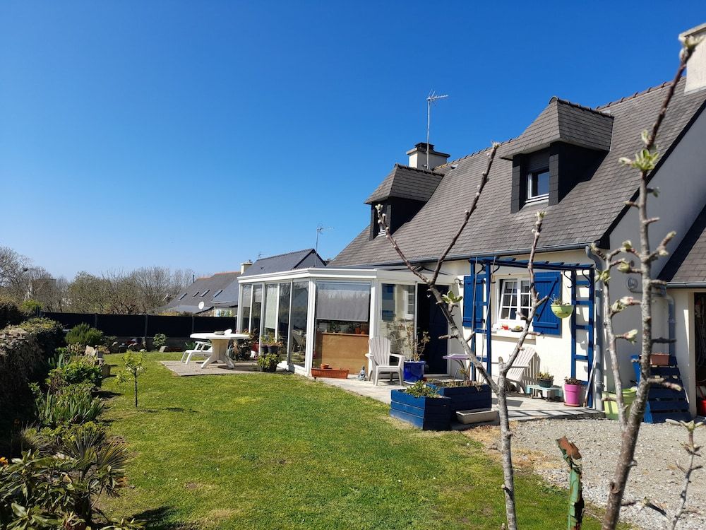 Chambres d'hôtes Maison Entre Terre et Mer -1 étoiles à Primelin