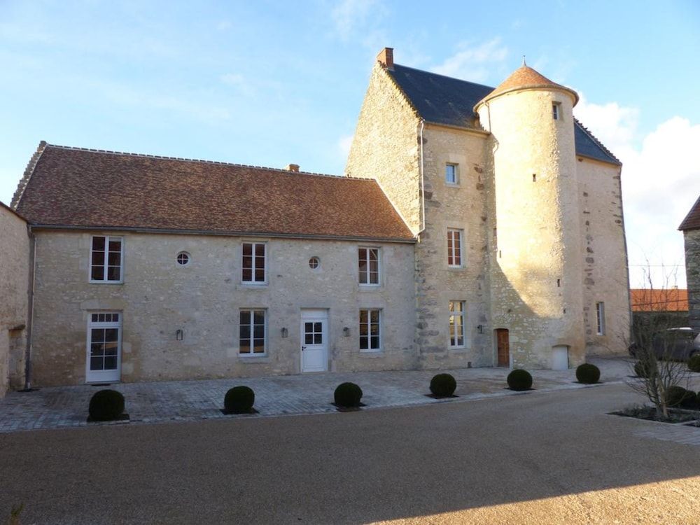 La Ferme du Château -1 estrellas en Anthenay