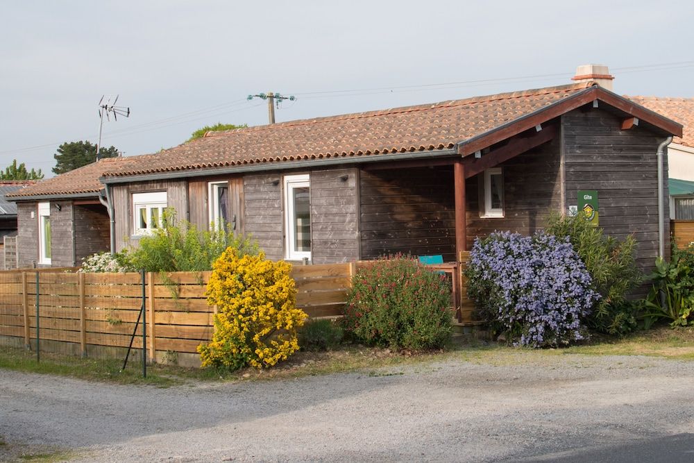 Beau T2 Tharon 2 estrellas en Saint-Michel-Chef-Chef