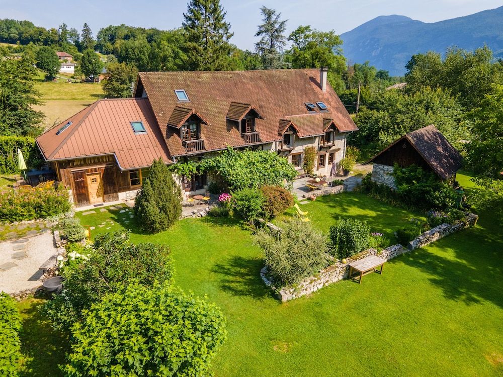 La Bageatière -1 estrellas en Lepin-le-Lac