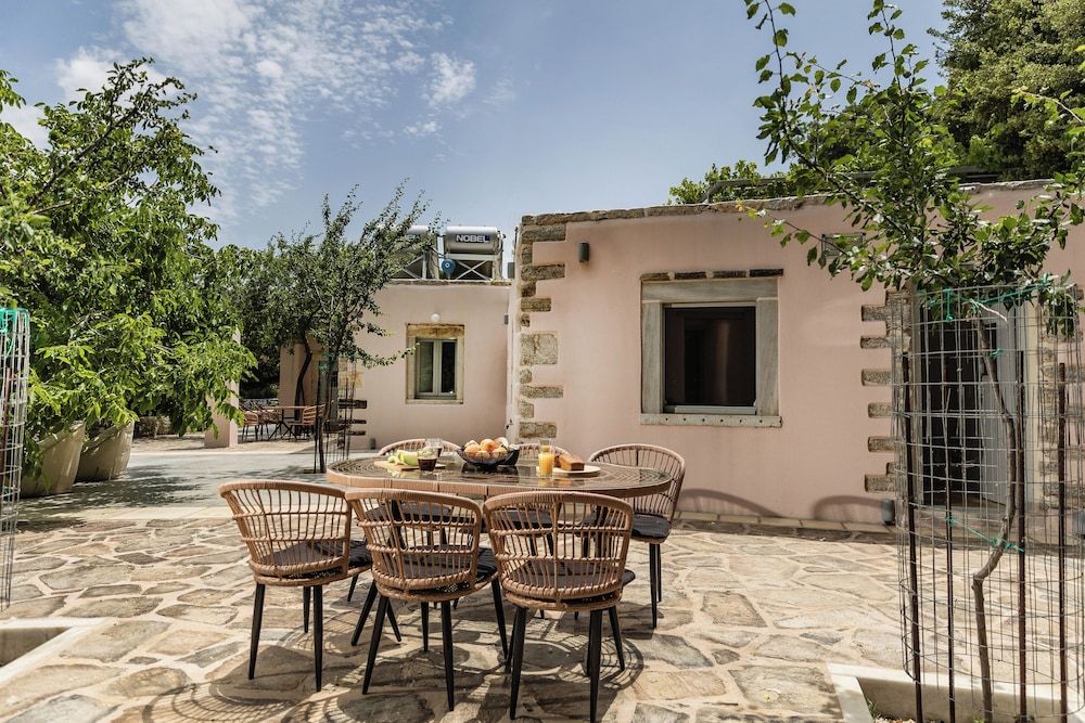 Serenity Village -1 étoiles à Apeiranthos