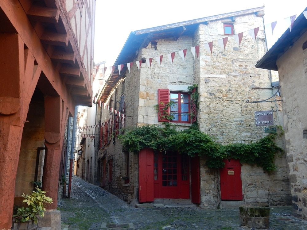 Le Logis D'hestia -1 estrellas en Billom