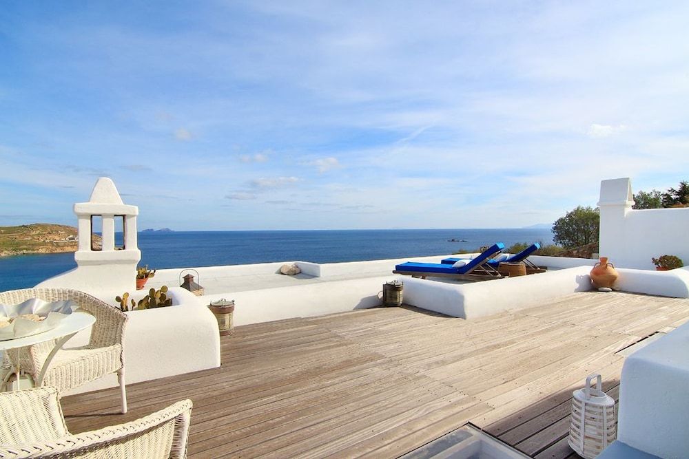 Villa Armonia -1 estrellas en Piso Livadi