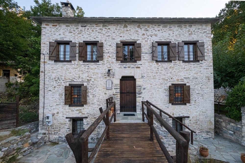 Archontiko Michael Vyzítsa Pelion -1 estrellas en Vizítsa