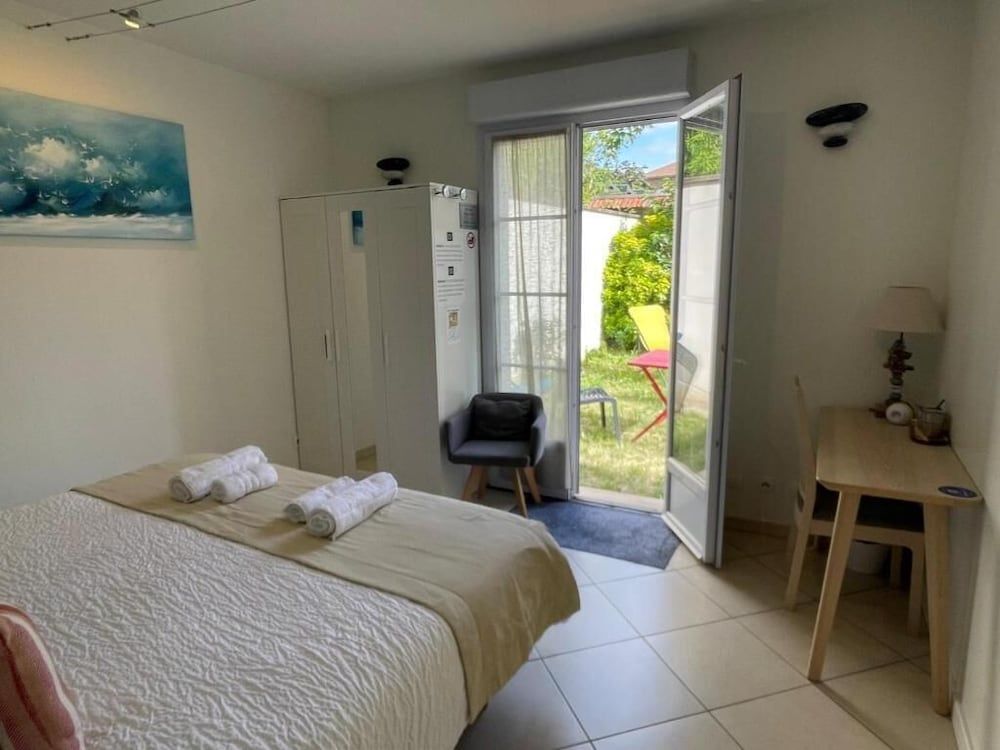 Hôtel et Chambres d'hôtes Les Mureaux - Les Chambres de la Marina 1 estrelas em Les Mureaux