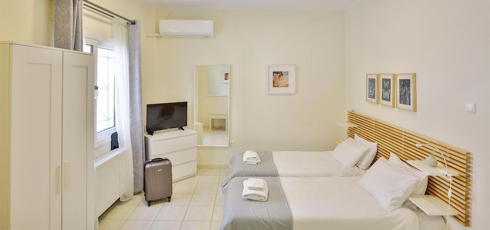 Nautilus Apartments Airport by Airstay 3