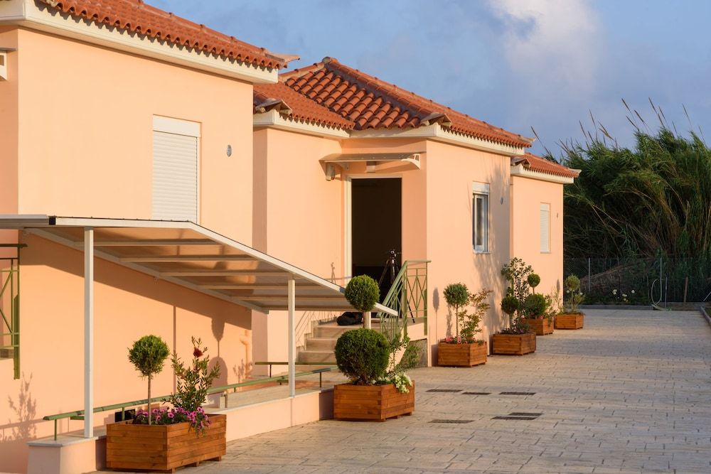 Coastal Dreamy Retreat, Dive in Dimitra's Paradise 2