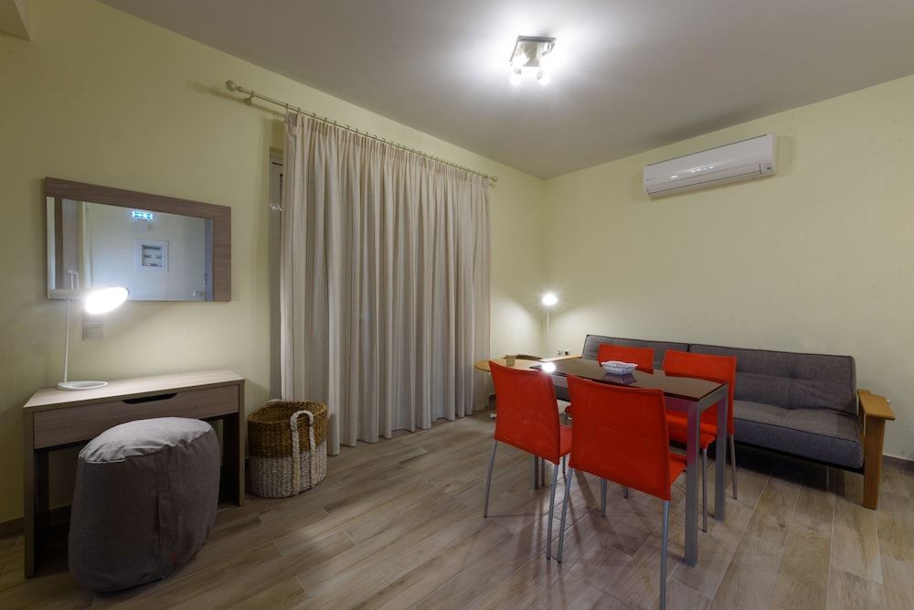 Coastal Dreamy Retreat, Dive in Dimitra's Paradise 3
