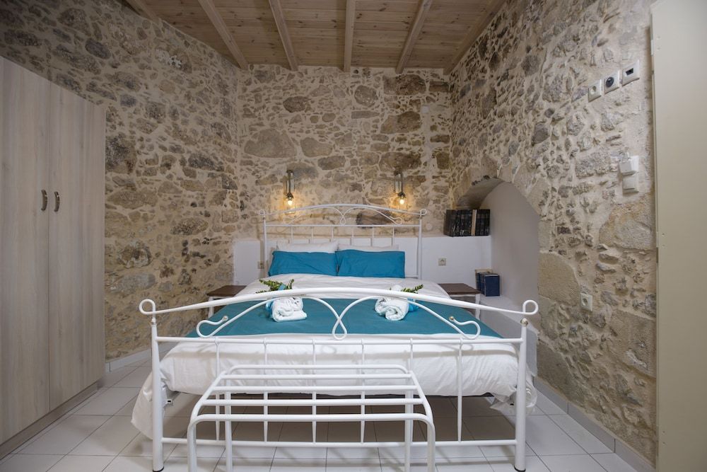 Trigono Holiday House 3