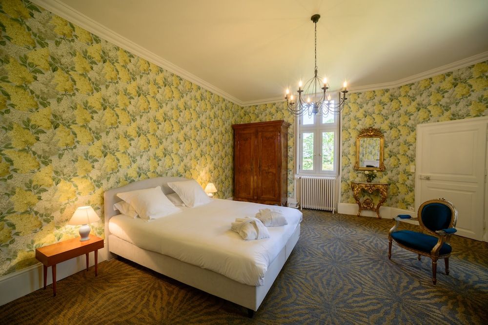 Château Origny -1 étoiles à Neuvy
