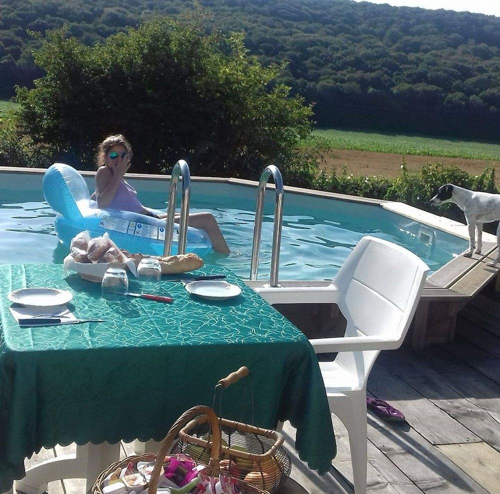 Domaine de Fontenelay -1 étoiles à Gézier-et-Fontenelay