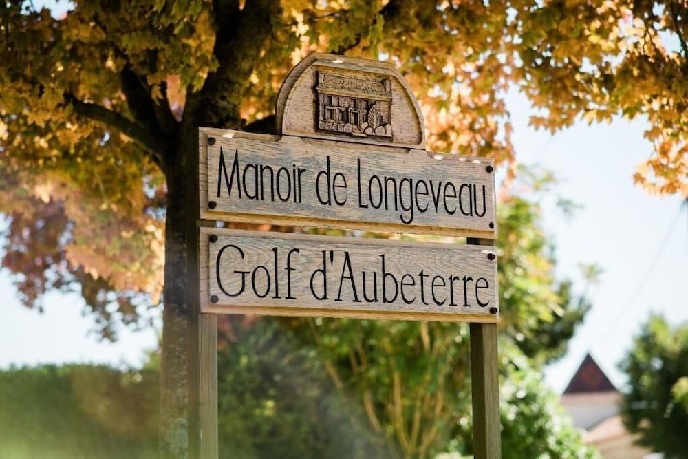 Manoir de Longeveau -1 étoiles à Pillac