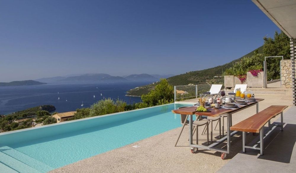 Villa Fyki -1 estrellas en Sivota