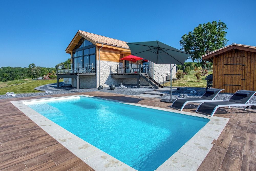 Plaisir d'Eymet du Domaine des Hauts de Rouquette -1 étoiles à Eymet