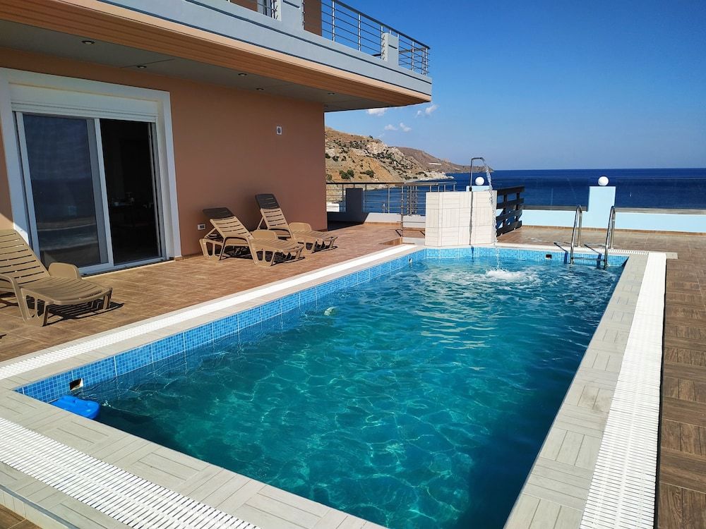 Luxurious Villa Paradise PRIVATE BEACH -1 estrellas en Andiskárion