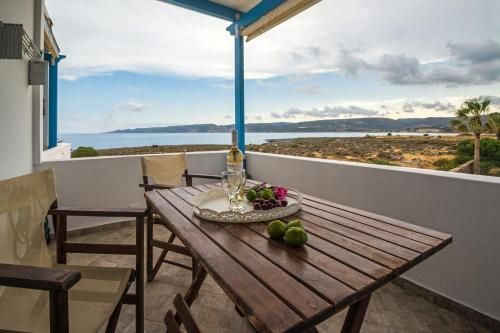 Avlemonas Bay Sea Houses. 3