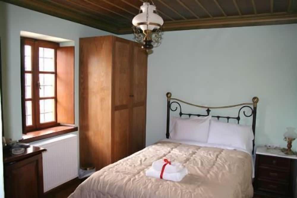 Nikolas Guesthouse 3