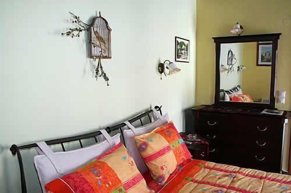 Nikolas Guesthouse 2