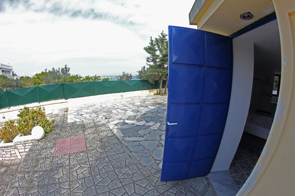 Silis Beach House 3