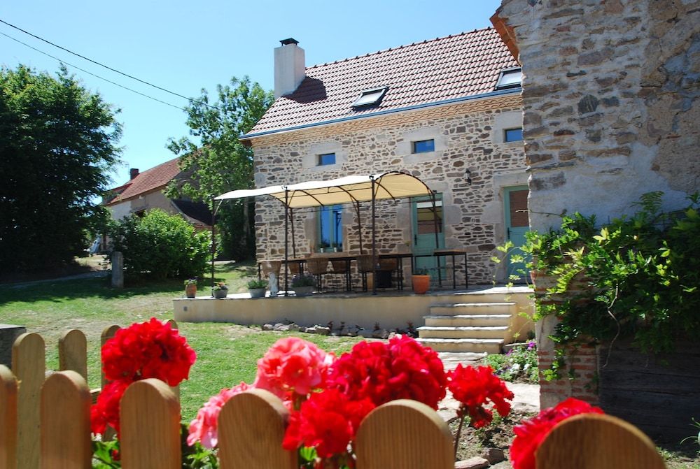 B&B Maison Balady -1 étoiles à Bellenaves