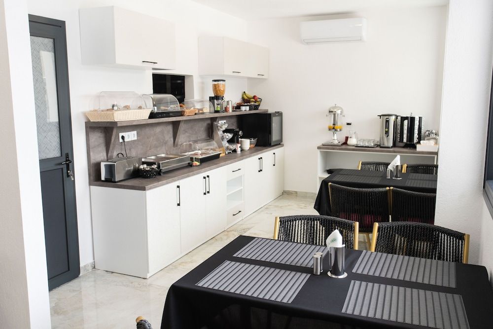 Aeonian Luxury Suites Asprovalta 2