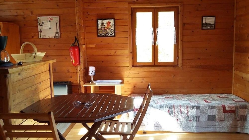 Les Chalets De Fiolles 2