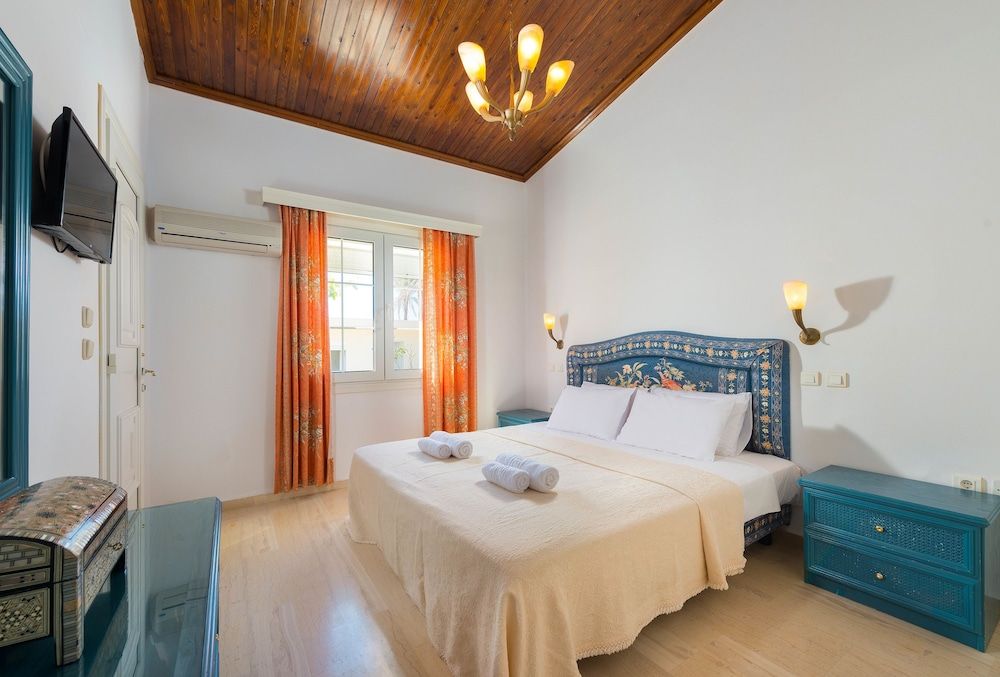 Villa Maria 2