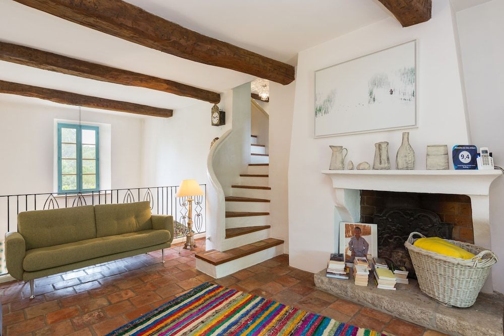 Domaine du Clos d'Alari -1 étoiles à Saint Antonin du Var