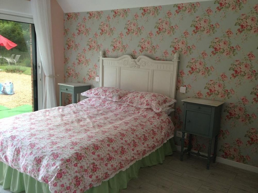 L'Auberge Des Oiseaux Chantants 2