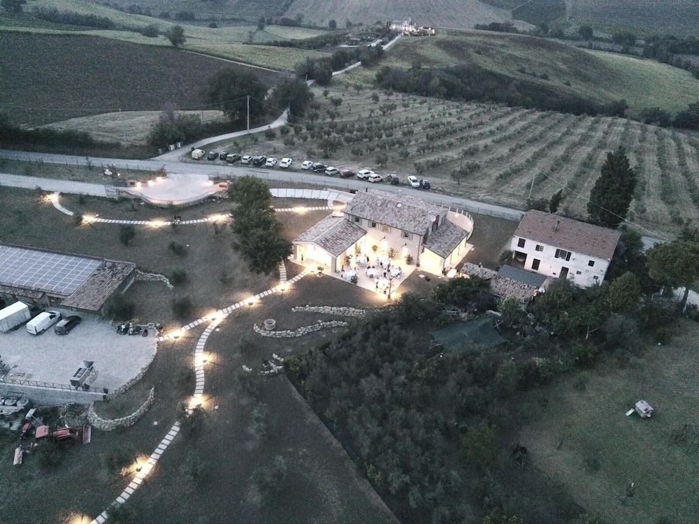 Frantoio L'Olinda -1 estrellas en San Marcello
