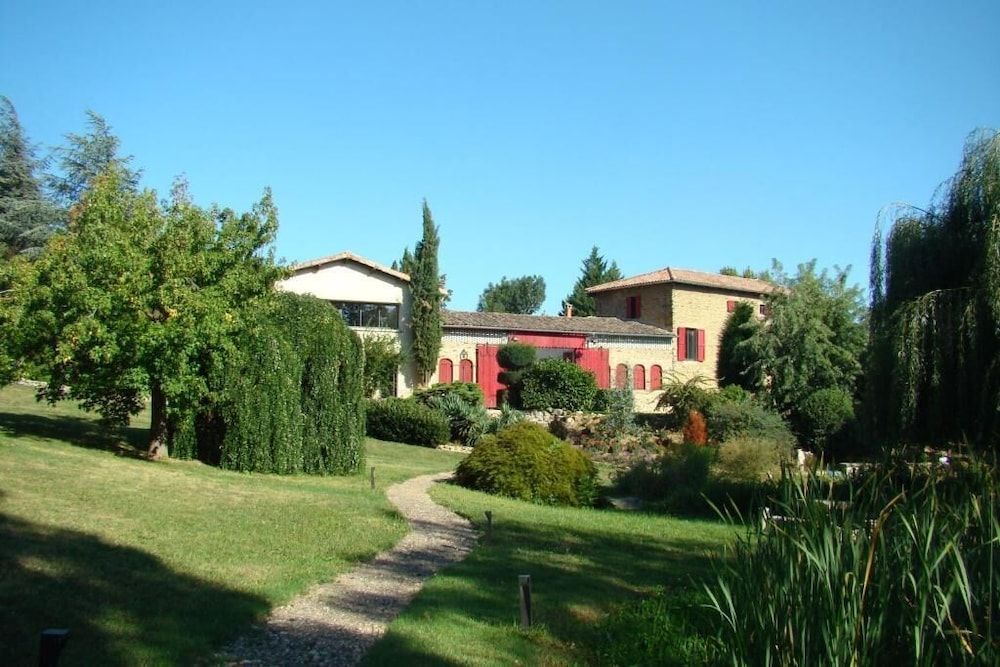 Le Domaine de Gorneton -1 estrellas en Chasse-sur-Rhône
