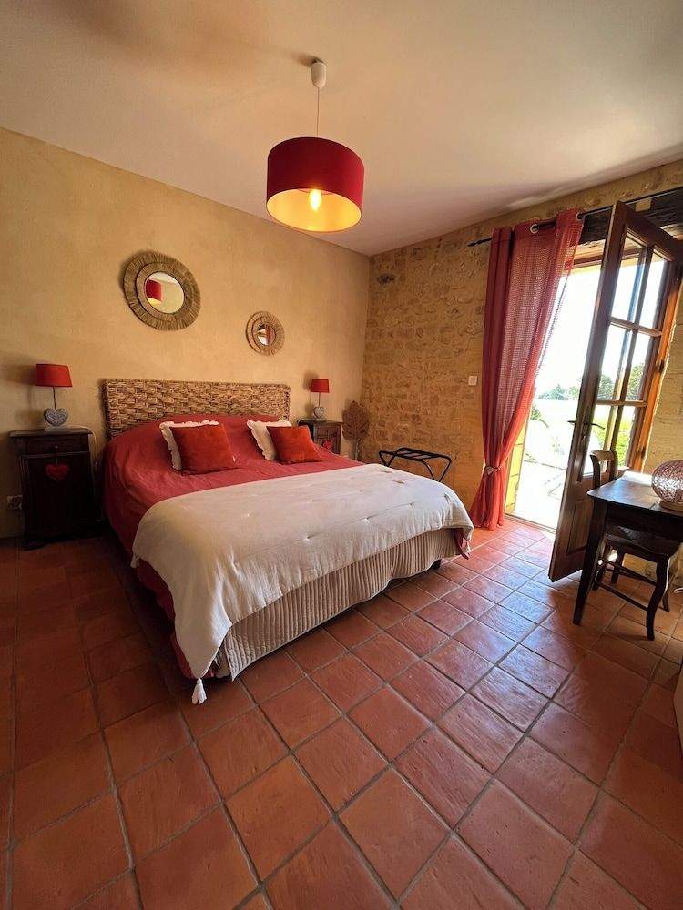 Chambres D'Hôtes La Ferme de la Croix -1 stelle a Saint-Avit-Sénieur