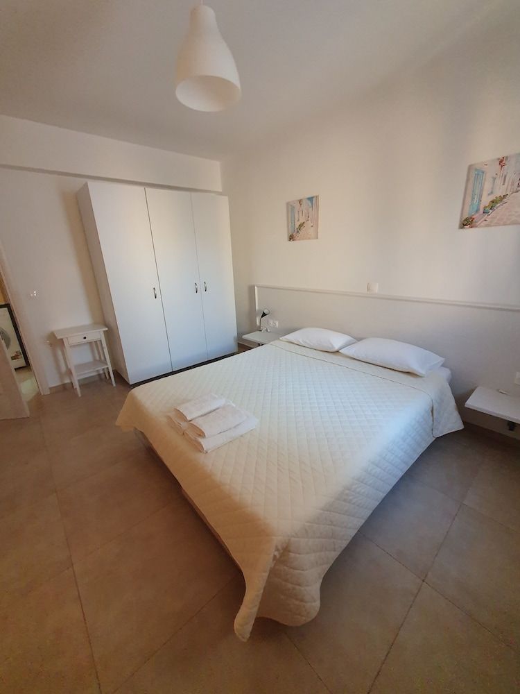 Finiki Villas 3