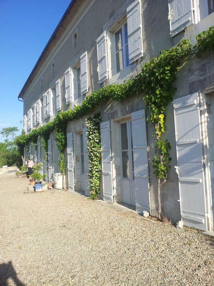 Domaine de Puyrousse -1 estrelas em Ribérac