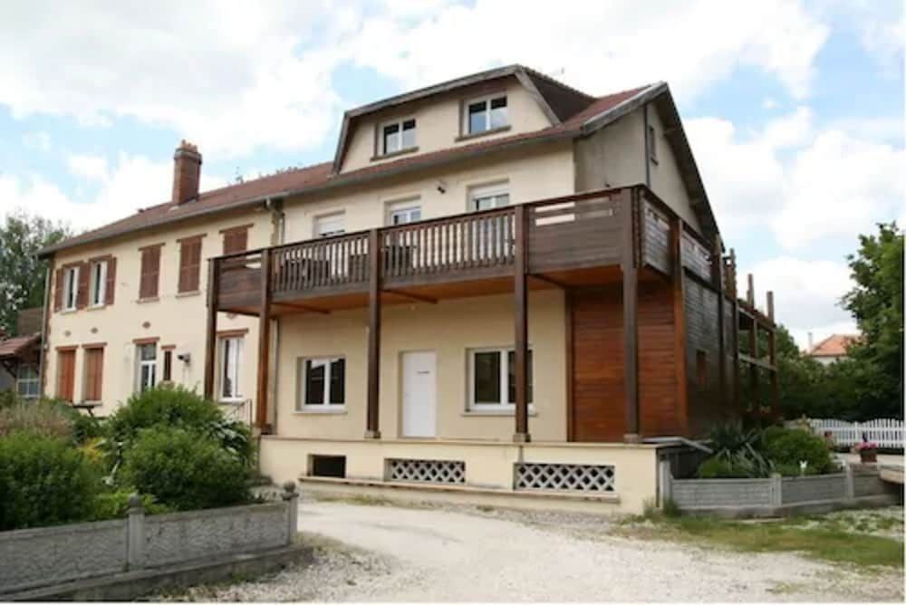 Chambres et Gites La Paysanne -1 étoiles à Fresnes-en-Woëvre