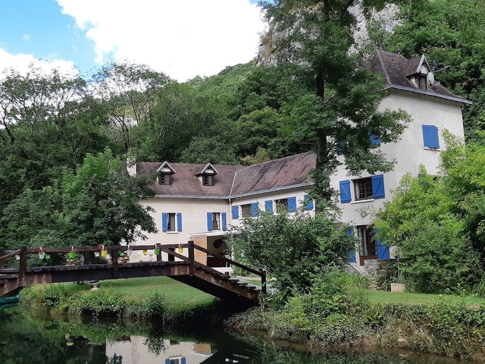 Le Moulin de Bénédicty -1 estrellas en Vers