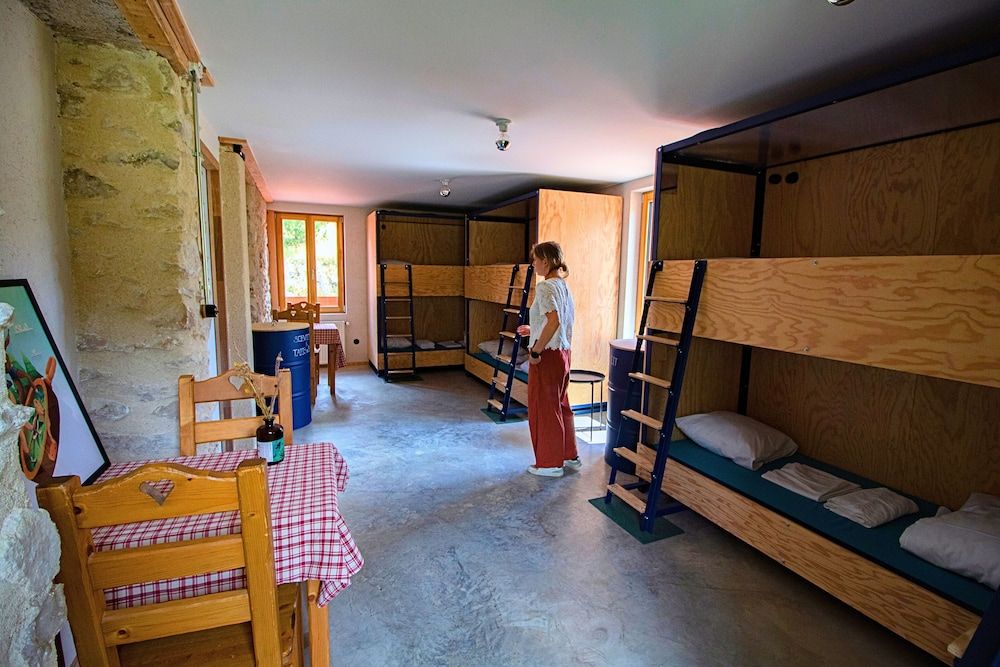Hostel Quartier Libre 3